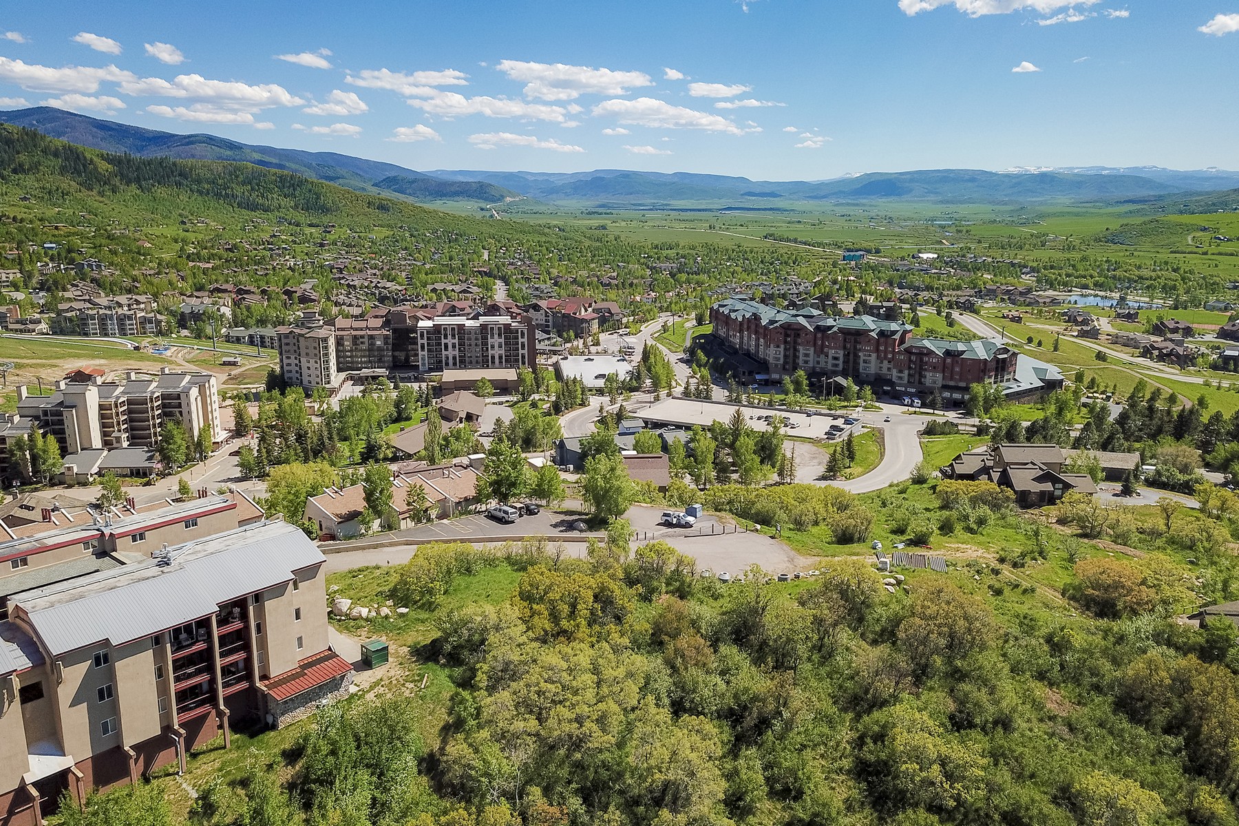 Eagles Vista Flat Tops Views